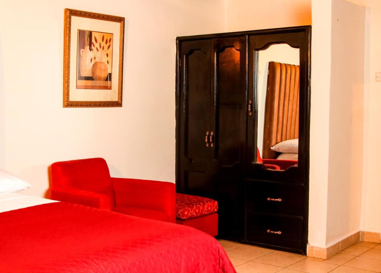The Stafford Lodge Freetown Zewnętrze zdjęcie